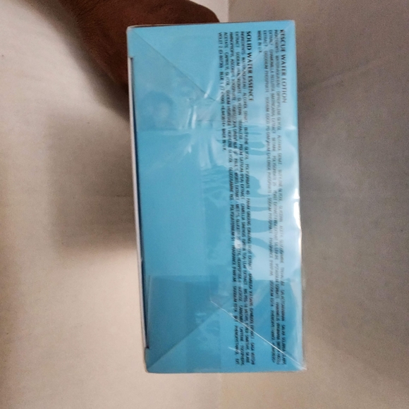 Lab Series Men Skincare Rescue Water Lotion & Solid Water Essence Hydration Set - Picture 7 of 11